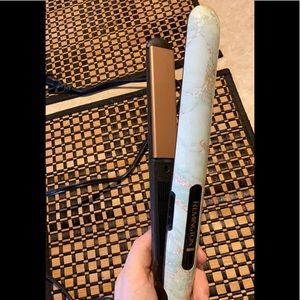 Remington Straightener